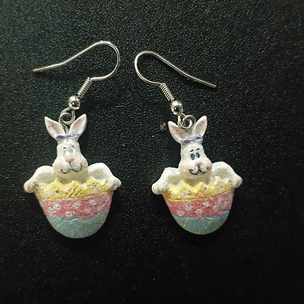 Easter (couple bunnies) earrings
